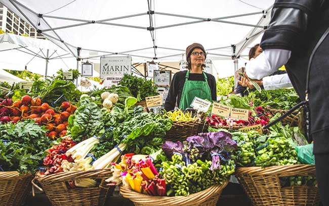 9 Reasons Why People Love Farmer’s Market